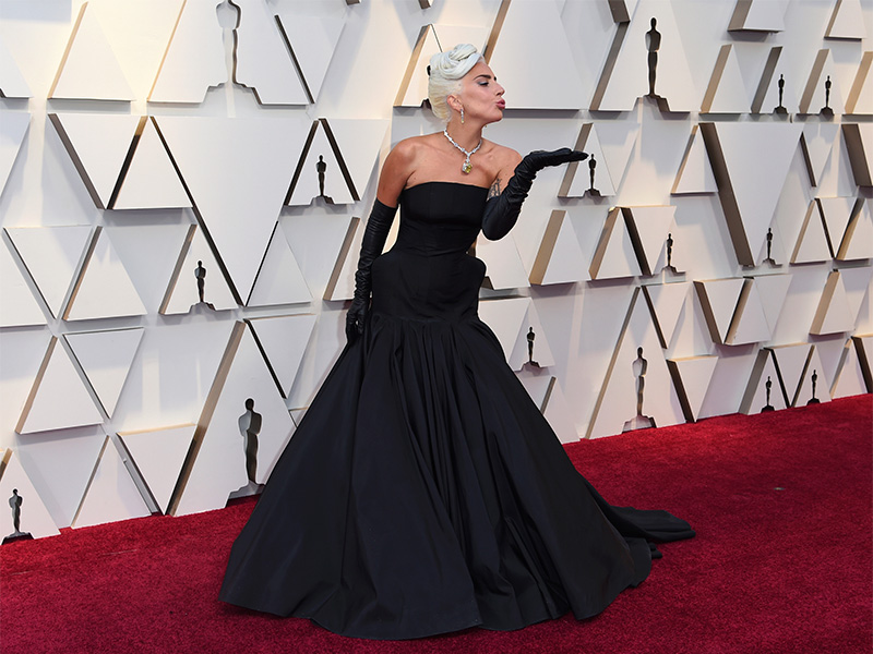 Oscars 2019 red carpet lady outlet gaga